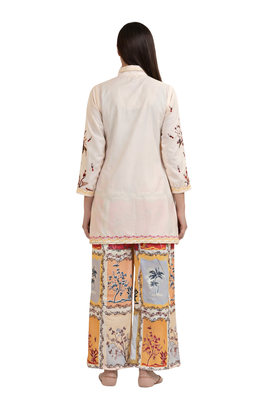 Cotunlie Noir Blossom Coord Set